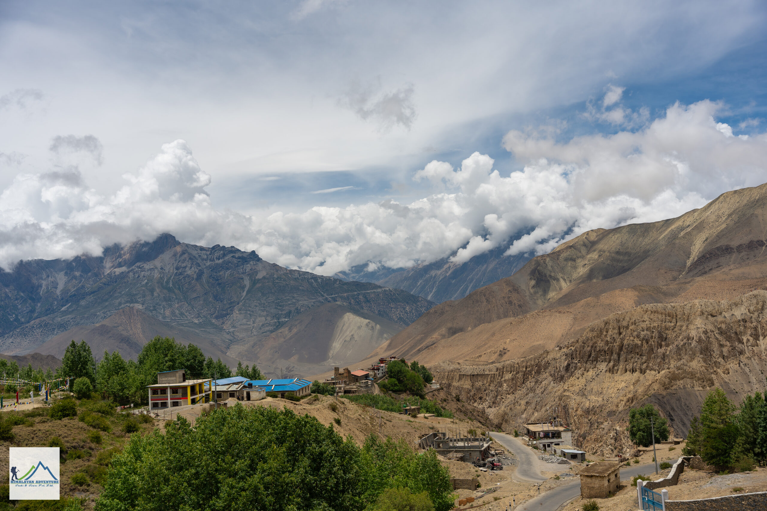 Lower Mustang Motorbike Tour